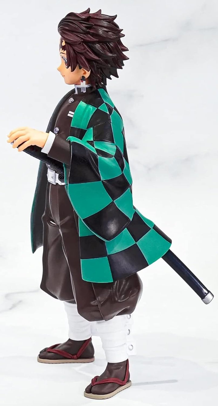 Banpresto Demon Slayer Tanjiro Kamado Grandista 24 cm