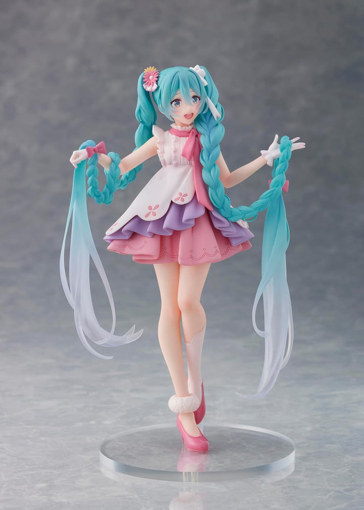 Taito PVC Statue Hatsune Miku Wonderland Rapunzel 18 cm