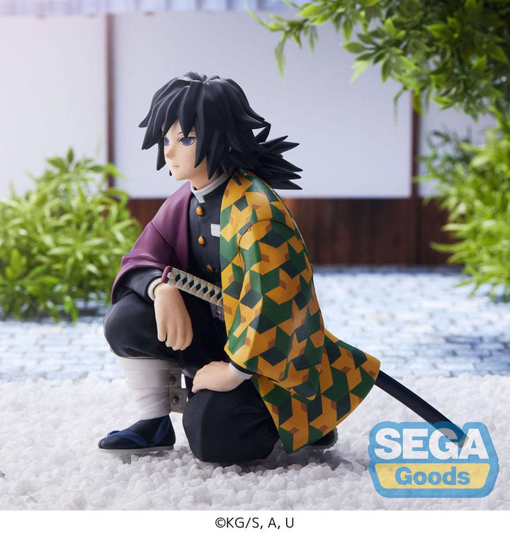 Sega Goods Demon Slayer Giyu Tomioka Perching 12 cm