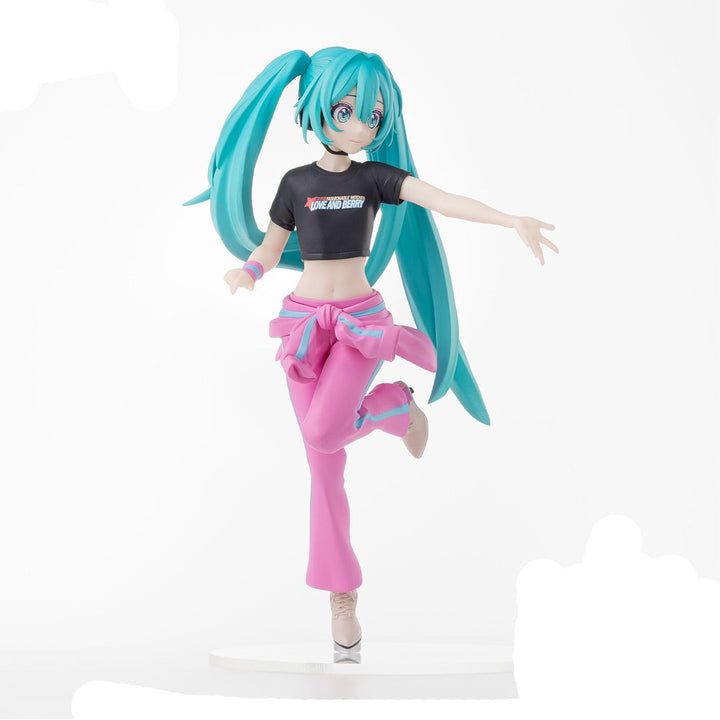 Sega Goods Hatsune Miku x Love and Berry Dress Up and Dance 17 cm