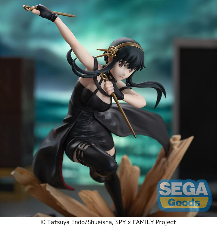 Sega Goods Spy x Family Yor Forger Thorn Princess Luminasta 19 cm