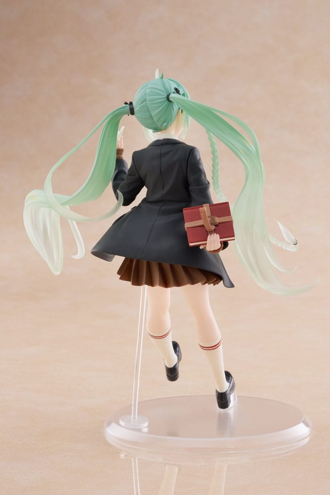 Taito Statue Hatsune Miku Fashion Preppy 18 cm