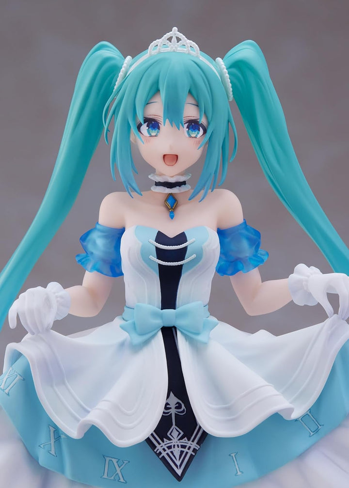 Taito PVC Statue Hatsune Miku Wonderland Cinderella 18 cm