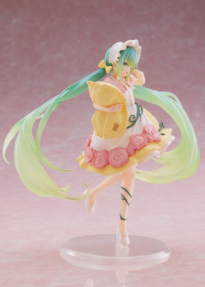 Taito Hatsune Miku Wonderland Sleeping Beauty 18 cm