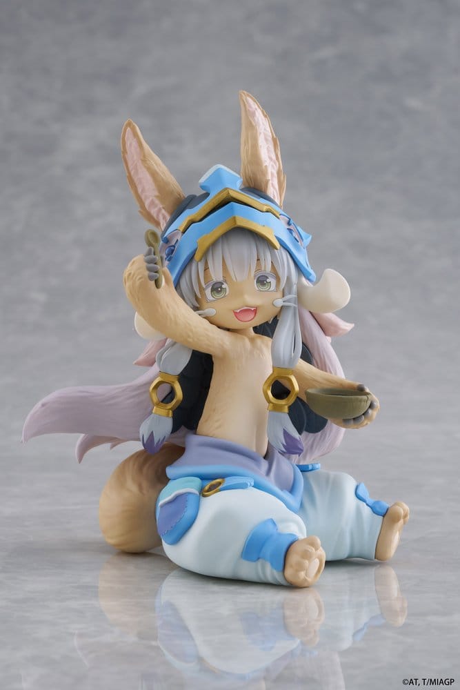 Taito Made in Abyss Figur Nanachi Mealtime Version 13 cm