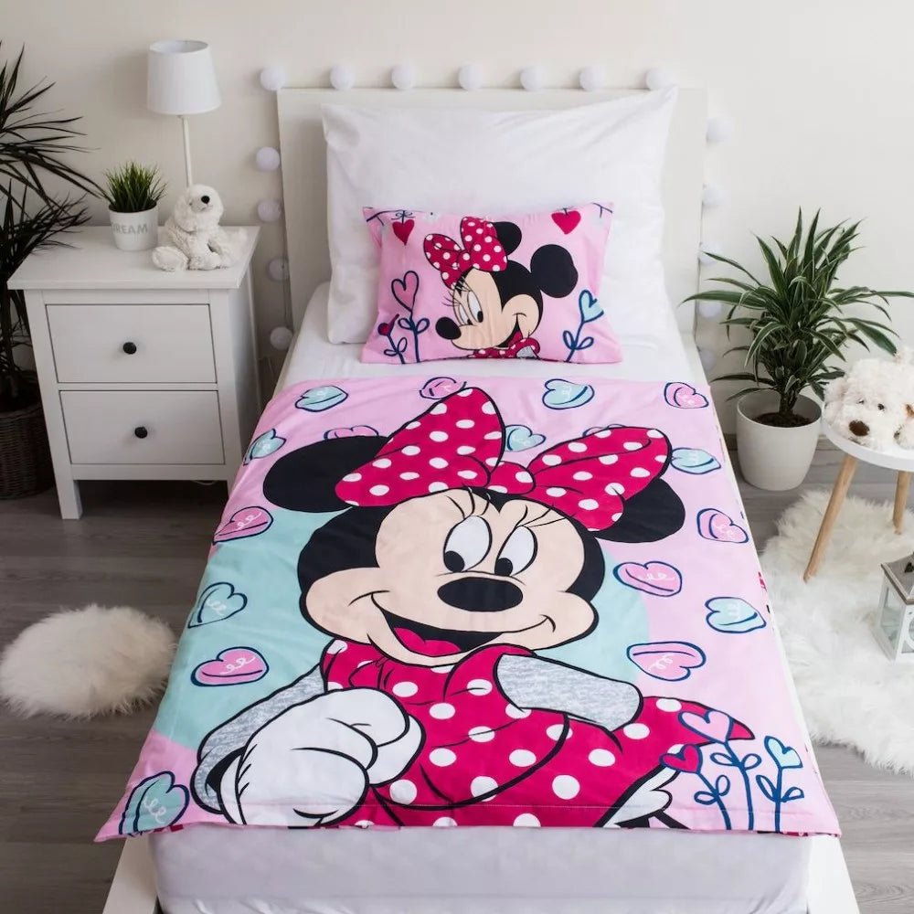 Kinderbettwäsche Disney Minnie Mouse 100x135 cm + 40x60 cm von Dilaras.at | Dein Shop für Bettwäsche Kinder