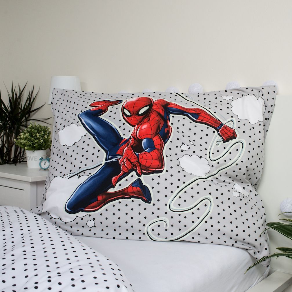 Spiderman Kinderbettwäsche mit Leuchteffekt 140x200 cm + 70x90 cm, 100% Baumwolle von Dilaras.at | Dein Shop für Bettwäsche Kinder